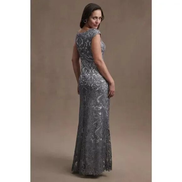 Tadashi Shoji Odette Off-Shoulder Sequin Mesh Column Gown Color